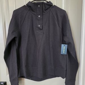 Tek Gear Womans Size Small NWT Black Long Sleeve Top